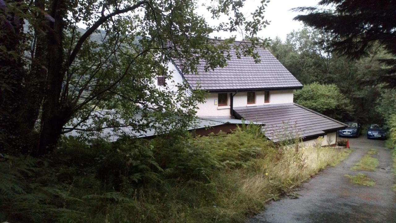 Luxury Suite In Quiet Countryside Location Swansea Exterior foto