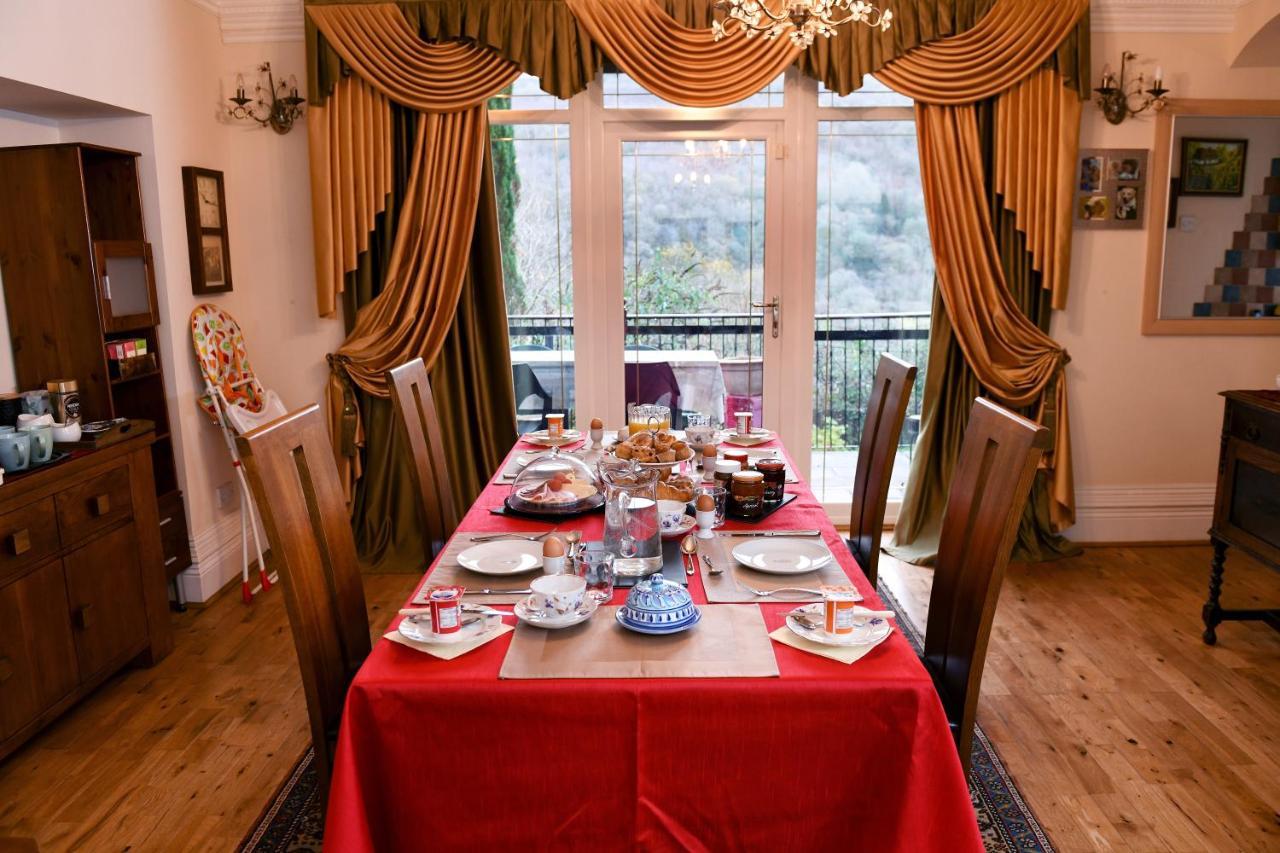 Luxury Suite In Quiet Countryside Location Swansea Exterior foto